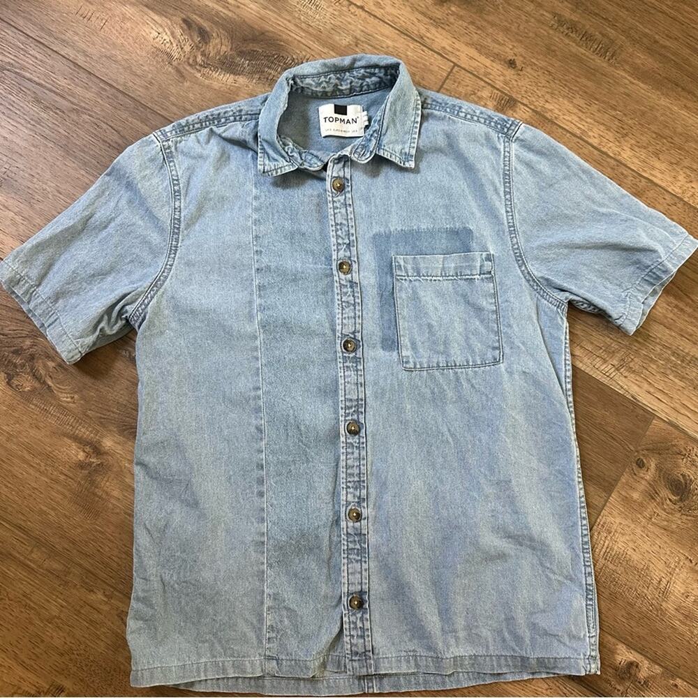 Topman Men’s Denim Shirt, Casual Button Down,‎ Light Wash, Pocket Detail, Small